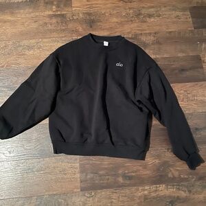 Alo Black Accolade Crewneck